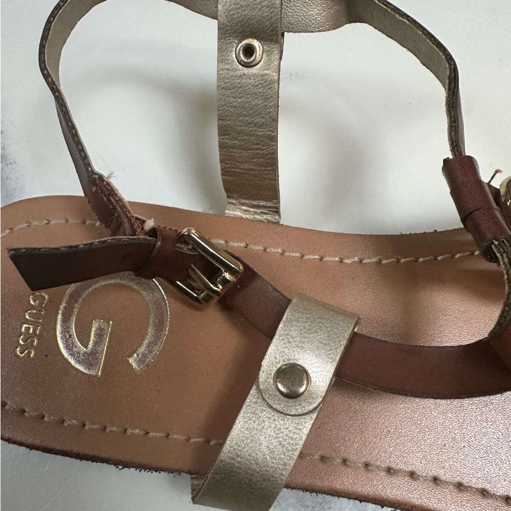 Guess Brown & Gold Thong Sandals Size 9 - Picture 3 of 4